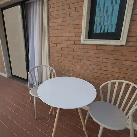 De Charme (adults Only)